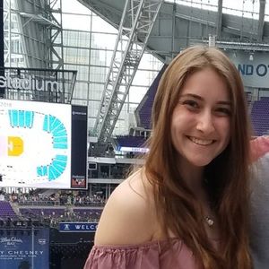 Meet your Posher, Alex